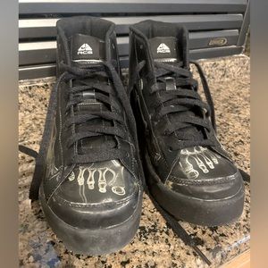 Rare Holographic Nike ACG X-Ray Mid Blazer’s